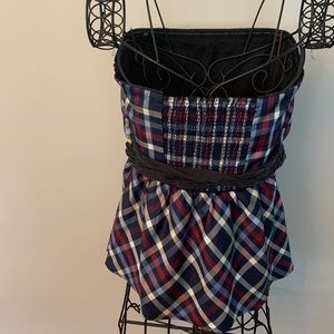 Tops - Strapless, blousy top Tops - Strapless, blousy top
